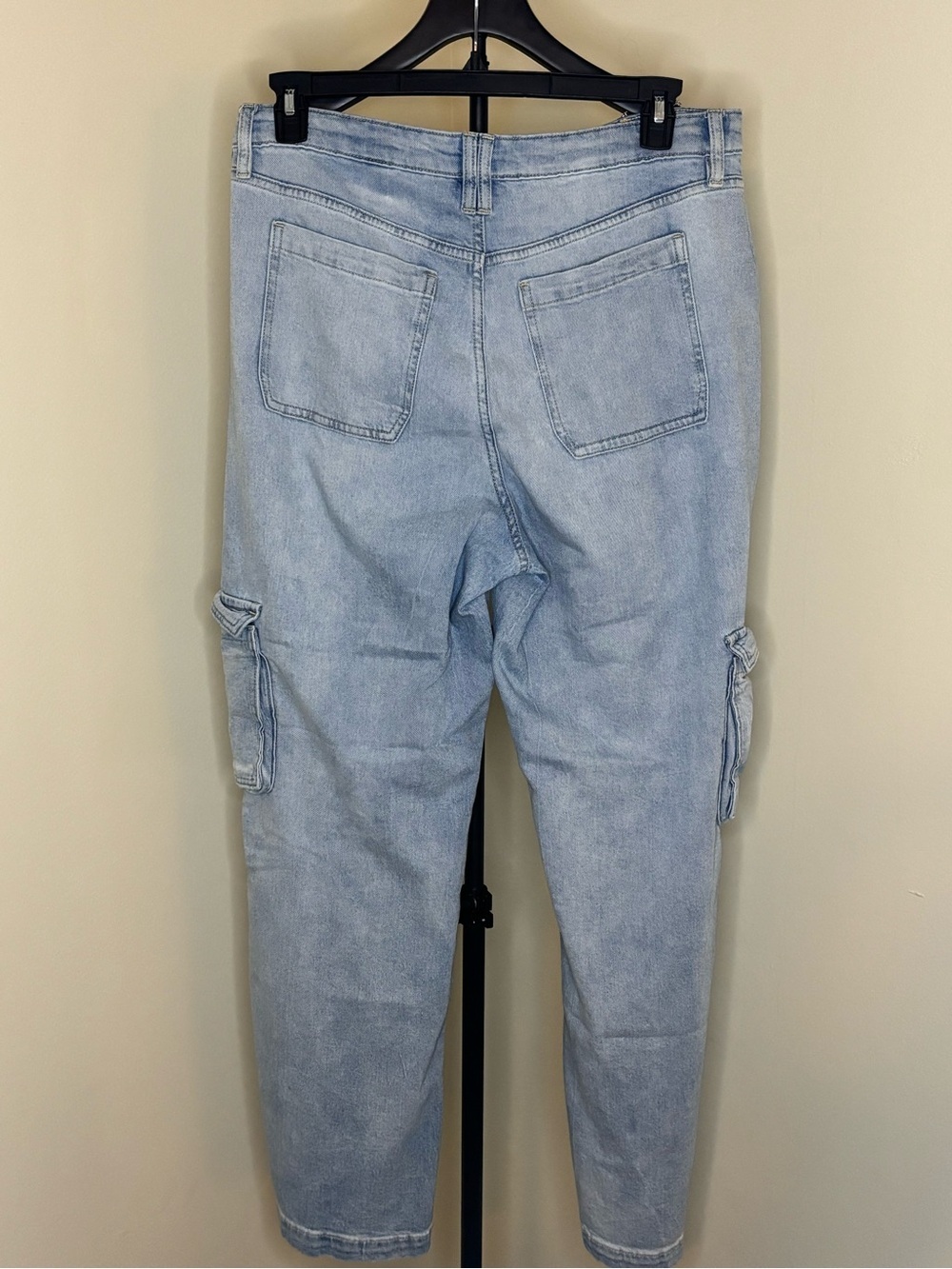 ON 34th High Rise Wide Leg Utility Cargo Jeans Light Wash Denim 12 - Picture 3 of 4